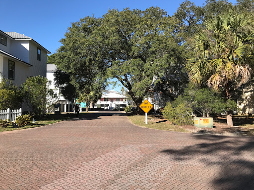 Pelican Underground Llc offers trenchless sewer repair on a quiet street where a No Outlet sign is seen nearby.