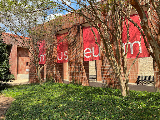 Pelican Underground Llc teaches how Vertical Stack Lining fixes cracked pipes at this museum location.