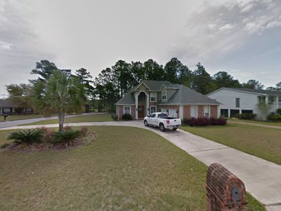 A home ready for Pelican Underground Llc’s trenchless sewer repair, making pipe fixes quick and easy for homeowners.